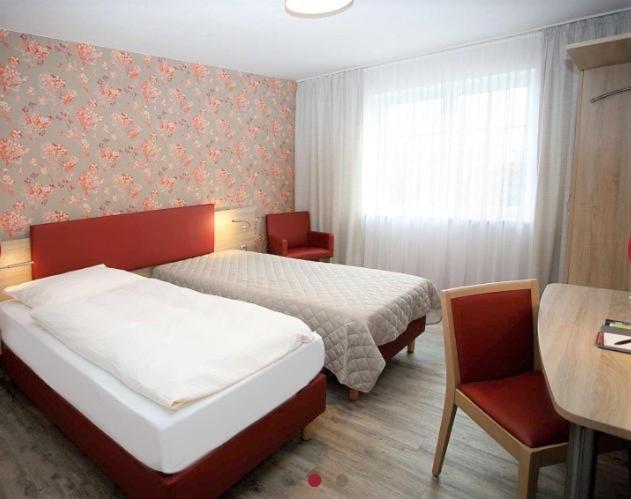 Ivy Hotel วอล์ฟสบวร์ก ภายนอก รูปภาพ